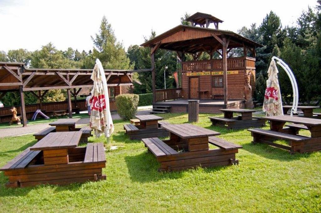 Holiday Park Vrchlabi - Lisci Farma Εξωτερικό φωτογραφία